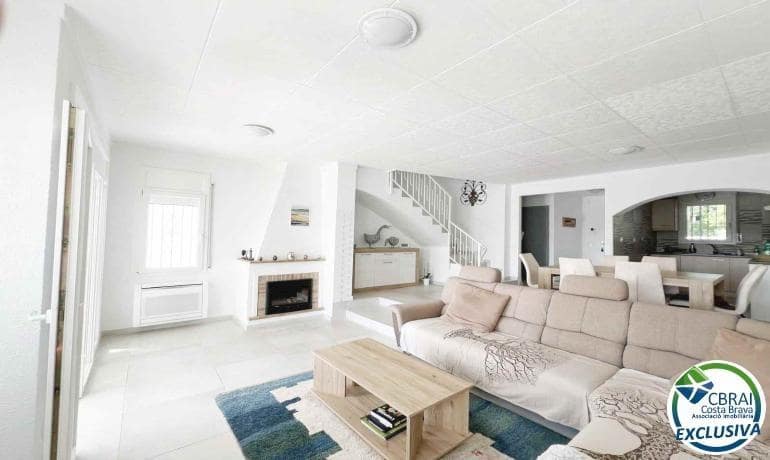 3 soverom Hus til salgs i Empuriabrava med garasje - € 599 900 (Ref: 8954236)