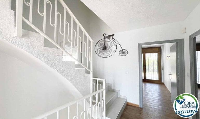 3 soverom Hus til salgs i Empuriabrava med garasje - € 599 900 (Ref: 8954236)