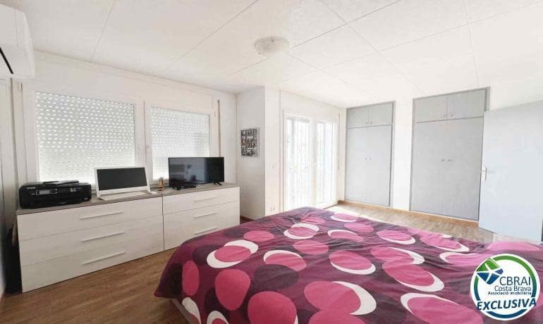 3 soverom Hus til salgs i Empuriabrava med garasje - € 599 900 (Ref: 8954236)