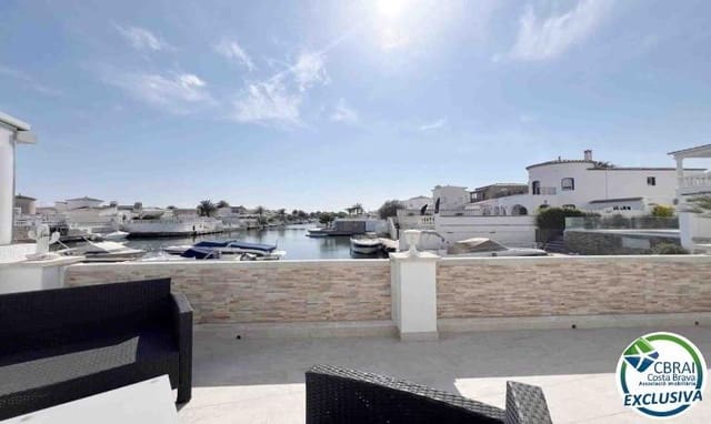 3 soverom Hus til salgs i Empuriabrava, Castelló d'Empúries med garasje - € 599 900 (Ref: 8954236)