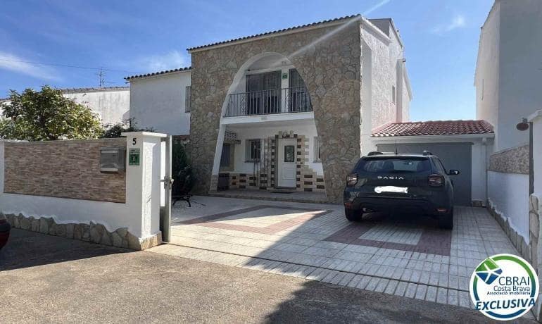 3 soverom Hus til salgs i Empuriabrava med garasje - € 599 900 (Ref: 8954236)