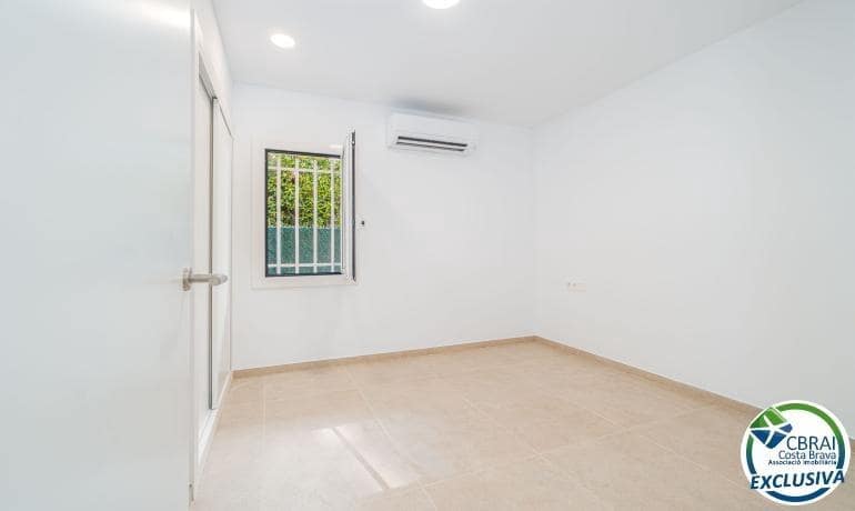 2 Zimmer Apartment zu verkaufen in Roses - 268.500 € (Ref: 8982592)