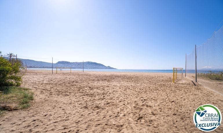 2 Zimmer Apartment zu verkaufen in Roses - 268.500 € (Ref: 8982592)