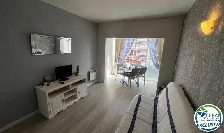 Appartement à vendre à Roses - 109 000 € (Ref: 8994564)