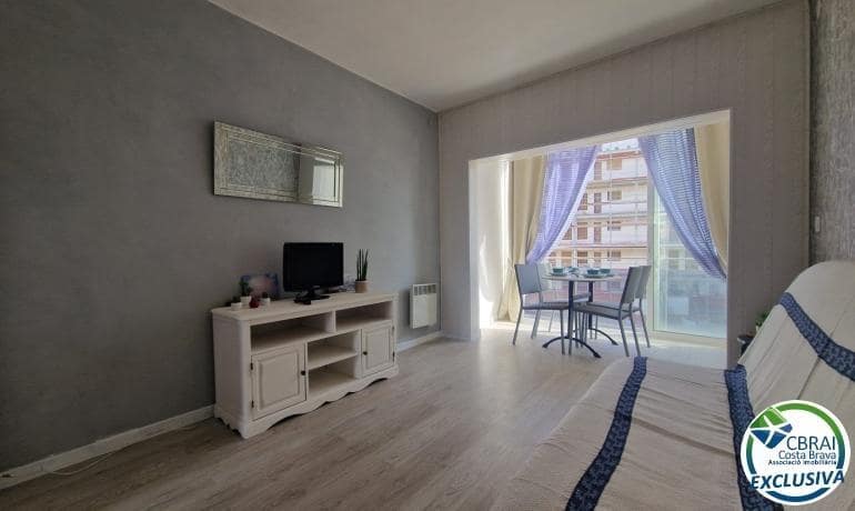 Appartement à vendre à Roses - 109 000 € (Ref: 8994564)
