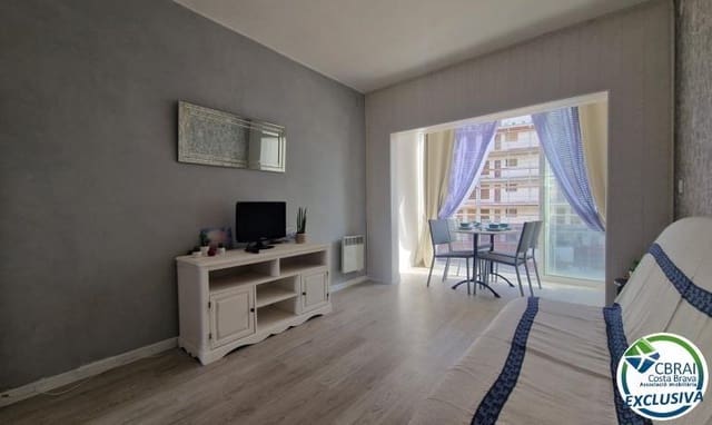 Appartement à vendre à Roses - 109 000 € (Ref: 8994564)