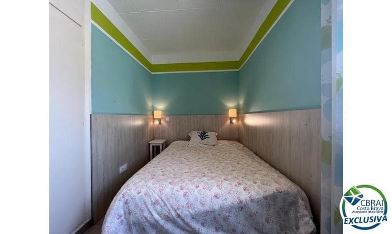 3 makuuhuone Huvila myytävänä paikassa Empuriabrava mukana uima-altaan 
autotalli - 795 000 € (Ref: 9005416)