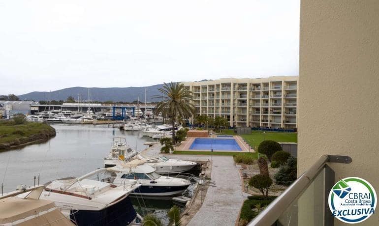 3 bedroom Apartment for sale in Santa Margarida with pool - € 480,000 (Ref: 9026591)