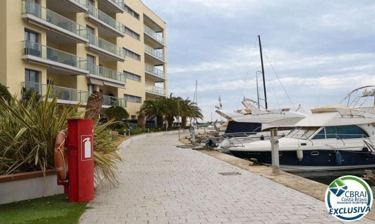 3 bedroom Apartment for sale in Santa Margarida with pool - € 480,000 (Ref: 9026591)