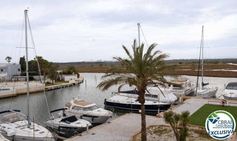 3 bedroom Apartment for sale in Santa Margarida with pool - € 480,000 (Ref: 9026591)