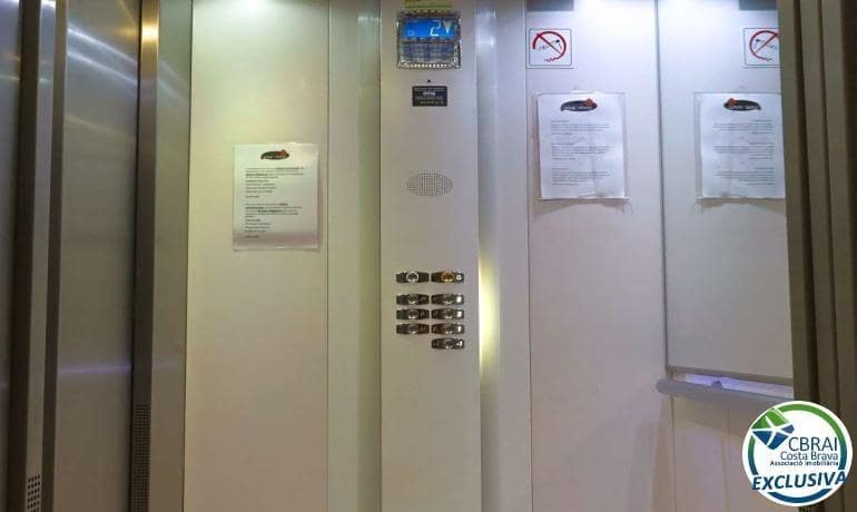 3 bedroom Apartment for sale in Santa Margarida with pool - € 480,000 (Ref: 9026591)