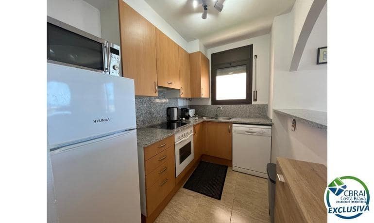 2 bedroom Apartment for sale in Empuriabrava - € 299,000 (Ref: 9073259)