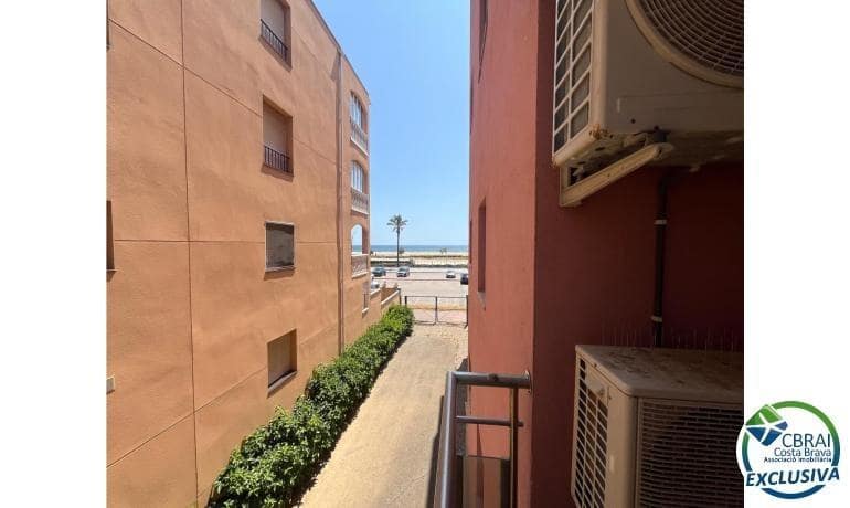 2 bedroom Apartment for sale in Empuriabrava - € 299,000 (Ref: 9073259)