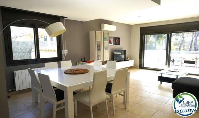 Chalet de 4 habitaciones en Roses en venta - 500.000 € (Ref: 9124897)