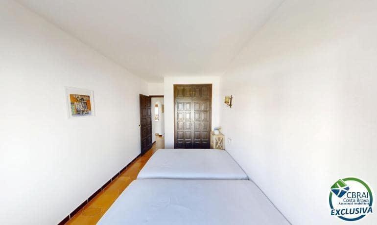 2 quarto Apartamento para venda em Empuriabrava com piscina - 220 000 € (Ref: 9142766)