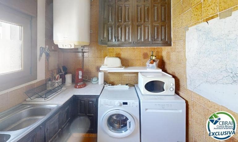 2 quarto Apartamento para venda em Empuriabrava com piscina - 220 000 € (Ref: 9142766)