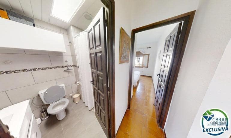 2 quarto Apartamento para venda em Empuriabrava com piscina - 220 000 € (Ref: 9142766)