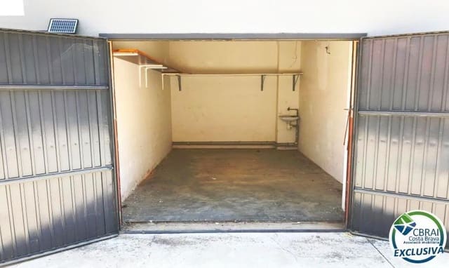 Garagem para venda em Santa Margarida, Roses - 43 000 € (Ref: 9142772)