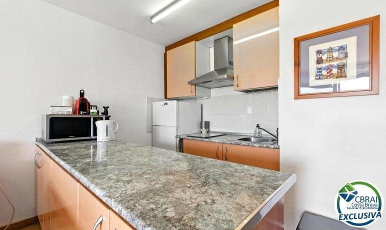 1 bedroom Apartment for sale in Empuriabrava - € 135,000 (Ref: 9142773)