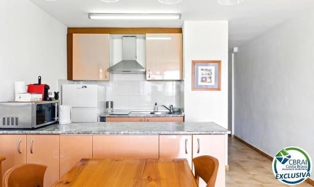 1 makuuhuone Huoneisto myytävänä paikassa Empuriabrava, Castelló d'Empúries - 135 000 € (Ref: 9142773)