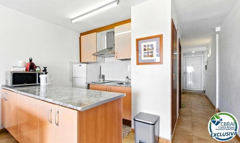 1 bedroom Apartment for sale in Empuriabrava - € 135,000 (Ref: 9142773)