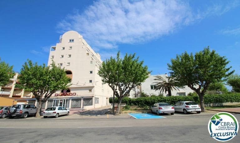 1 bedroom Apartment for sale in Empuriabrava - € 135,000 (Ref: 9142773)