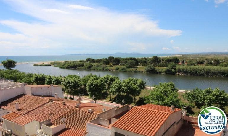 1 bedroom Apartment for sale in Empuriabrava - € 135,000 (Ref: 9142773)