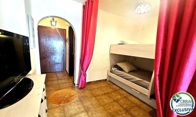 Appartement te koop in Empuriabrava, Castelló d'Empúries - € 128.000 (Ref: 9142776)