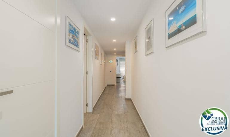 2 soveværelse Lejlighed til salg i Roses - € 600.000 (Ref: 9142780)