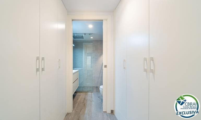 2 soveværelse Lejlighed til salg i Roses - € 600.000 (Ref: 9142780)