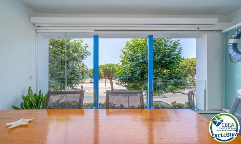 2 soveværelse Lejlighed til salg i Roses - € 600.000 (Ref: 9142780)