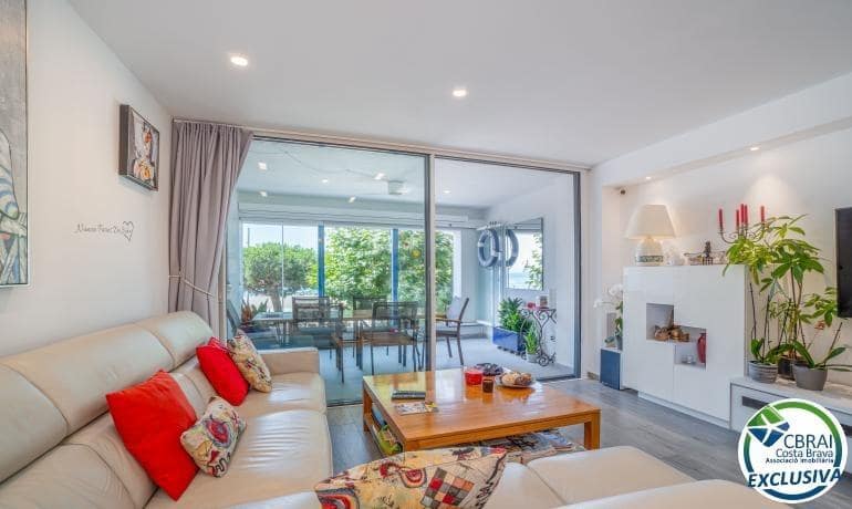 2 soveværelse Lejlighed til salg i Roses - € 600.000 (Ref: 9142780)