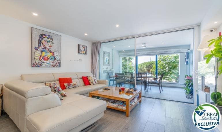 2 soveværelse Lejlighed til salg i Roses - € 600.000 (Ref: 9142780)