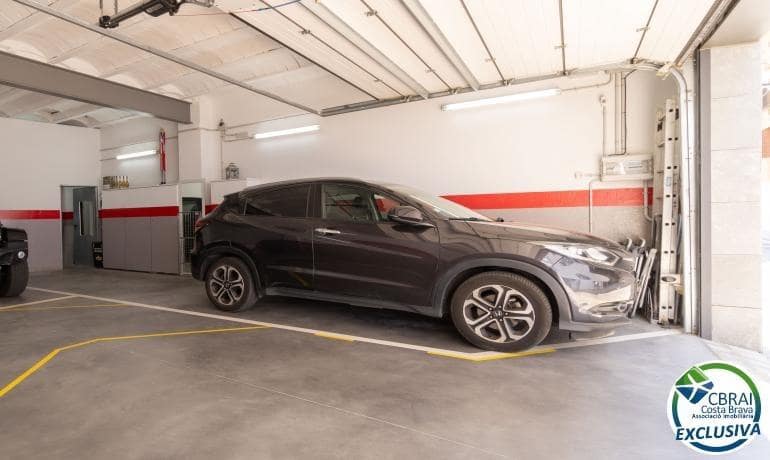 2 soveværelse Lejlighed til salg i Roses - € 600.000 (Ref: 9142780)