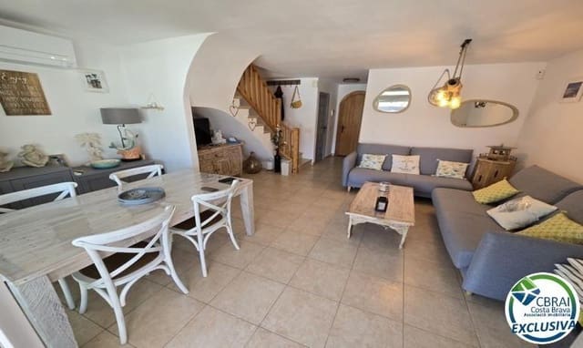 3 slaapkamer Appartement te koop in Empuriabrava, Castelló d'Empúries - € 495.000 (Ref: 9142781)