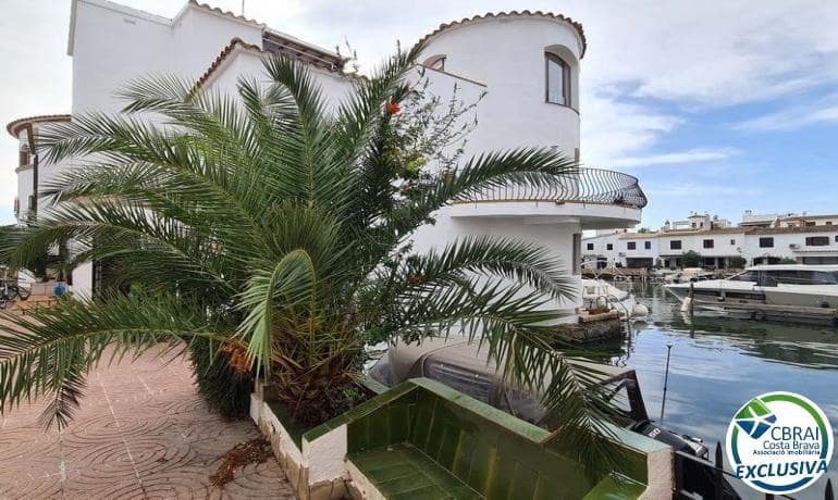 3 soveværelse Lejlighed til salg i Empuriabrava - € 495.000 (Ref: 9142781)