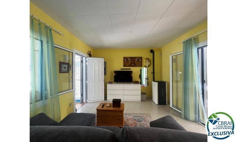 3 bedroom Townhouse for sale in Roses - € 340,000 (Ref: 9142785)