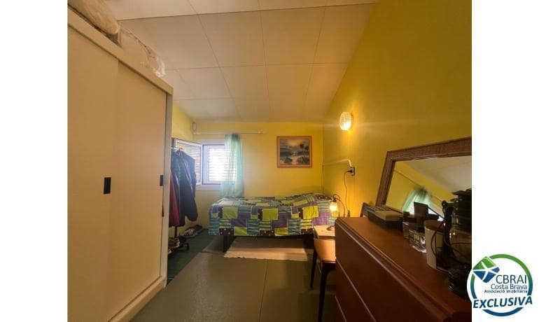 3 bedroom Townhouse for sale in Roses - € 340,000 (Ref: 9142785)