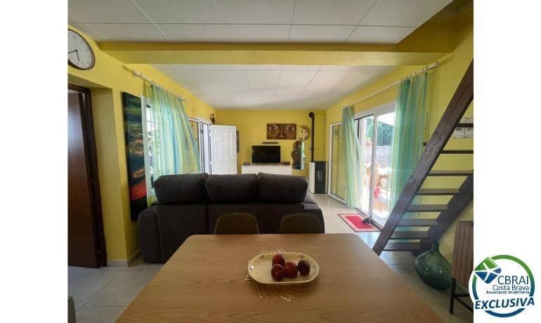 3 bedroom Townhouse for sale in Roses - € 340,000 (Ref: 9142785)