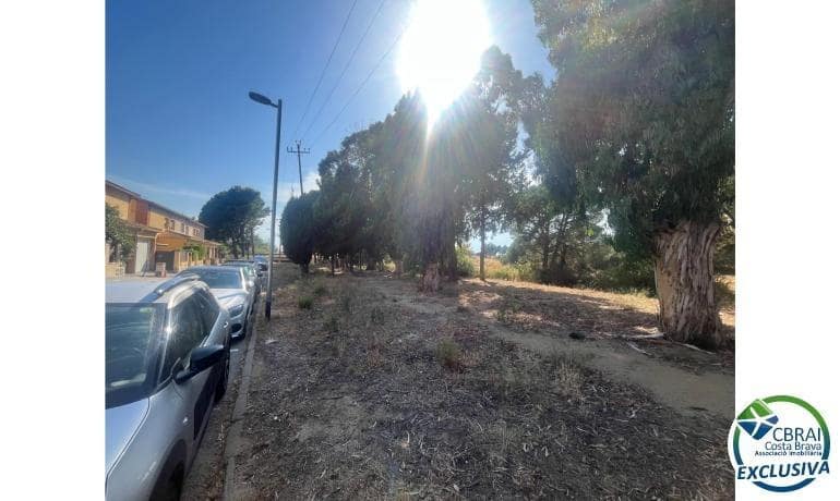 3 bedroom Townhouse for sale in Roses - € 340,000 (Ref: 9142785)