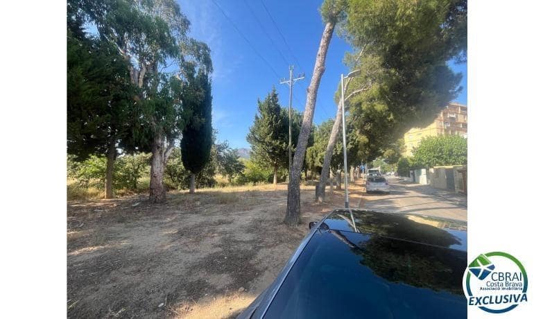 3 bedroom Townhouse for sale in Roses - € 340,000 (Ref: 9142785)