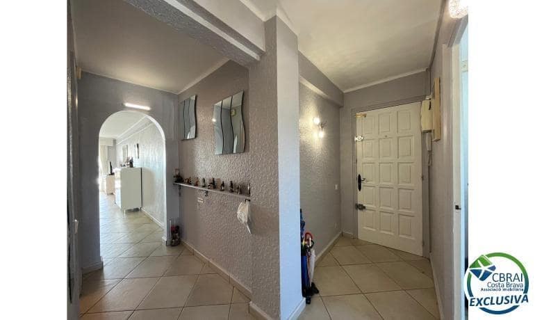 2 sovrum Lägenhet till salu i Empuriabrava - 325 000 € (Ref: 9146977)