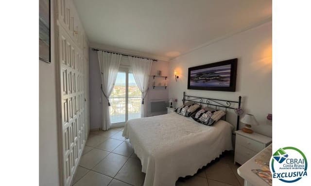 2 makuuhuone Asunto myytävänä paikassa Empuriabrava, Castelló d'Empúries - 325 000 € (Ref: 9146977)