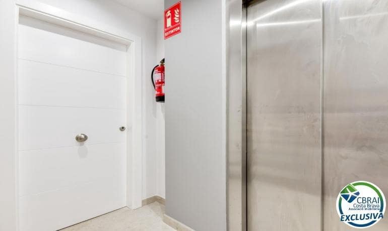 2 sypialnia Apartament na sprzedaż w Roses - 199 000 € (Ref: 9151821)