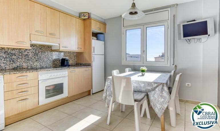 3 slaapkamer Penthouse te koop in Roses - € 360.000 (Ref: 9171328)