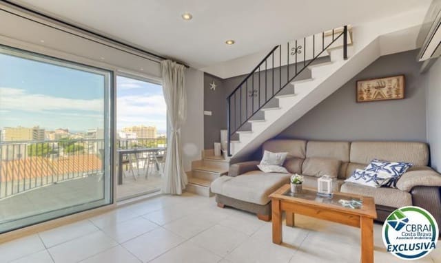 3 soveværelse Penthouse til salg i Roses - € 360.000 (Ref: 9171328)