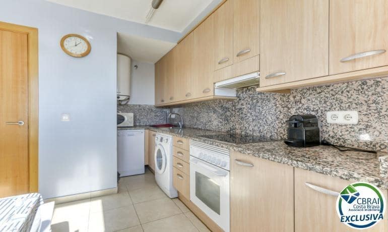 3 slaapkamer Penthouse te koop in Roses - € 360.000 (Ref: 9171328)