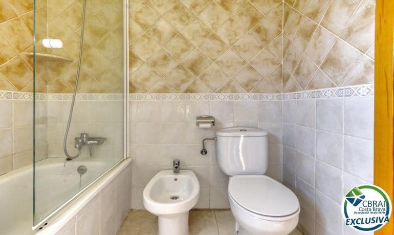 3 slaapkamer Penthouse te koop in Roses - € 360.000 (Ref: 9171328)