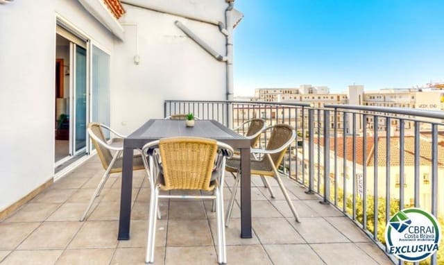 3 soveværelse Penthouse til salg i Roses - € 360.000 (Ref: 9171328)