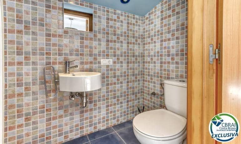 3 slaapkamer Penthouse te koop in Roses - € 360.000 (Ref: 9171328)